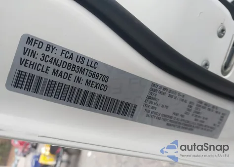 2021 Jeep Compass Latitude 4X4 from USA, damaged, VIN 3C4NJDBB3MT569703